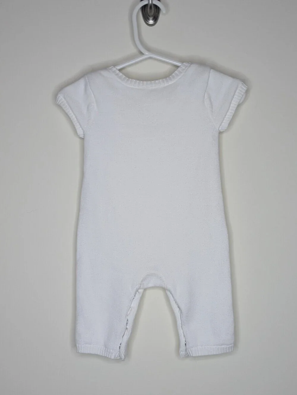 Gap White Knit Onepiece Romper Newborn 0-3m